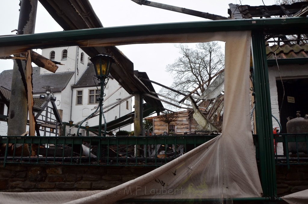 Feuer 3 Zum Treppchen Koeln Rodenkirchen Kirchstr Steinstr P417.JPG - Miklos Laubert